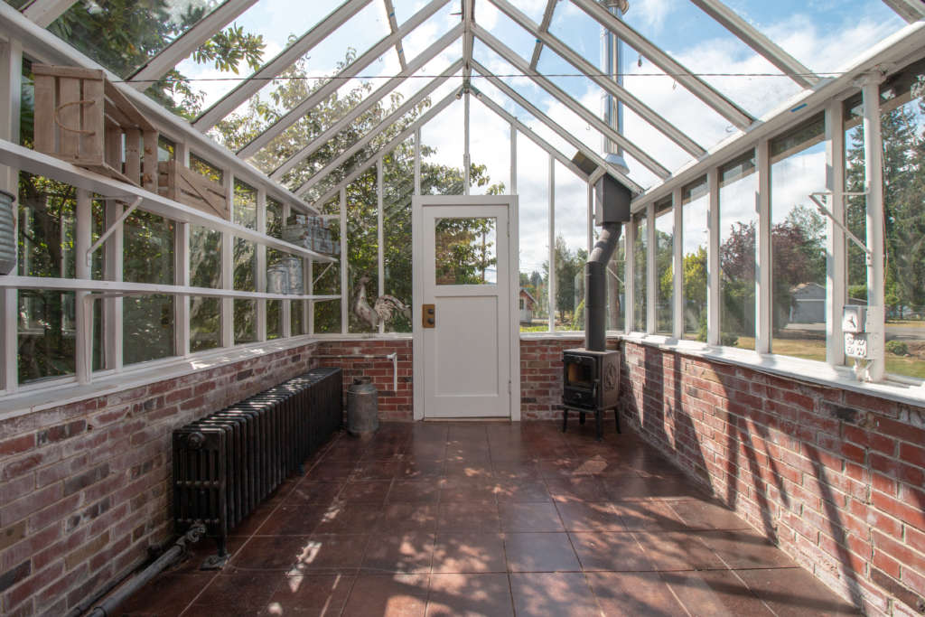 Historic Tudor Greenhouse in Downtown Monroe Interior/Exterior